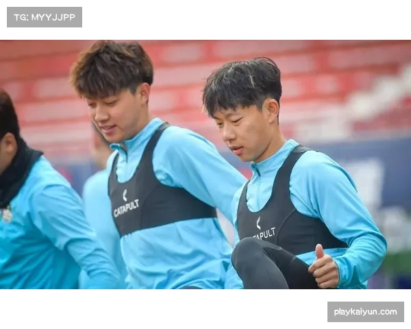 冠中冠赛事填补赛季空档 为球员提供重要热身机会